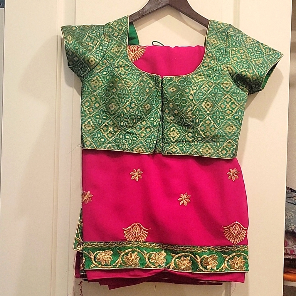 Beautiful Georgette Saree with Blouse